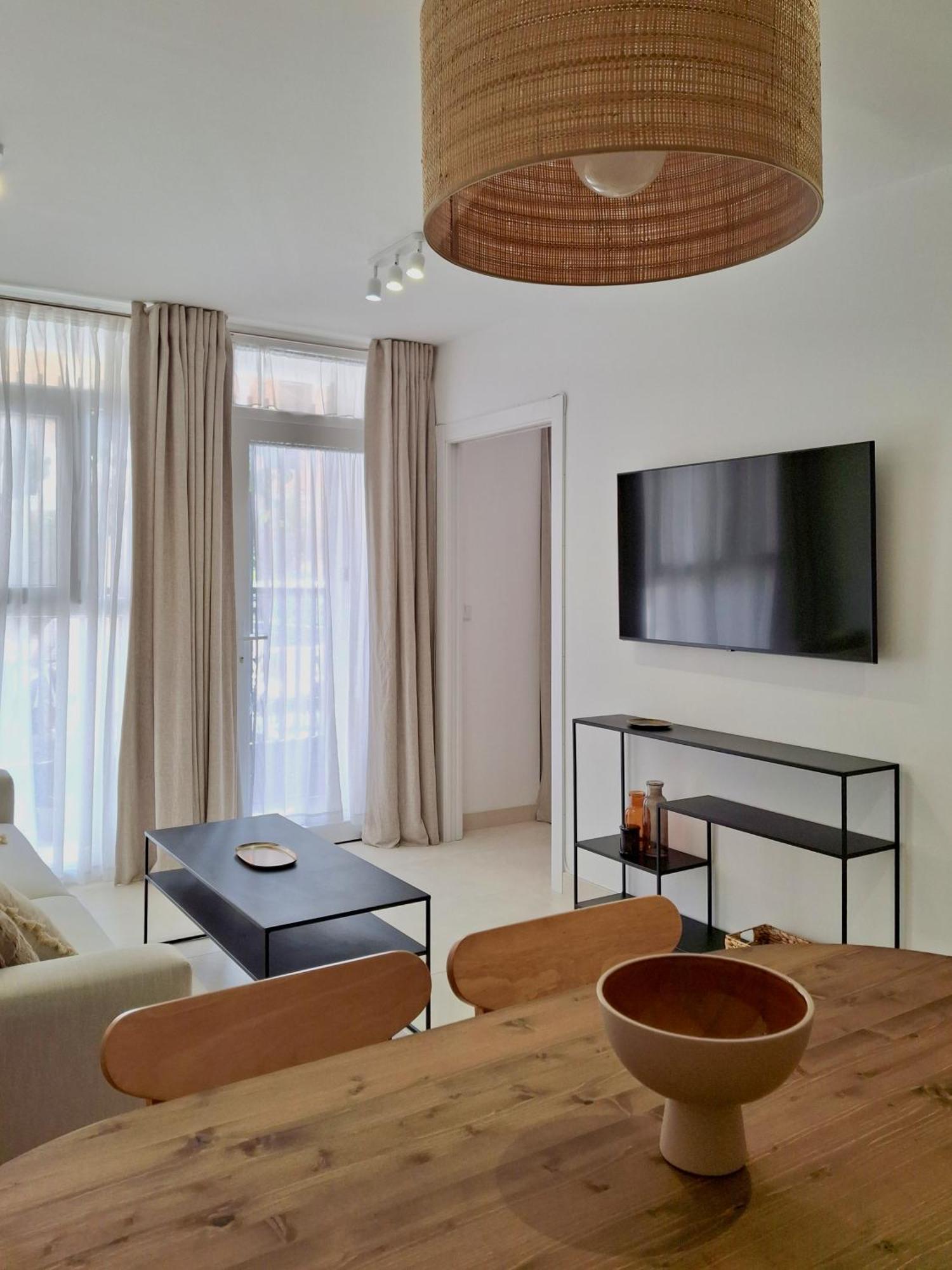 Bonito Apartamento De 2 Habitaciones Cerca De La Estacion Joaquin Sorolla バレンシア エクステリア 写真